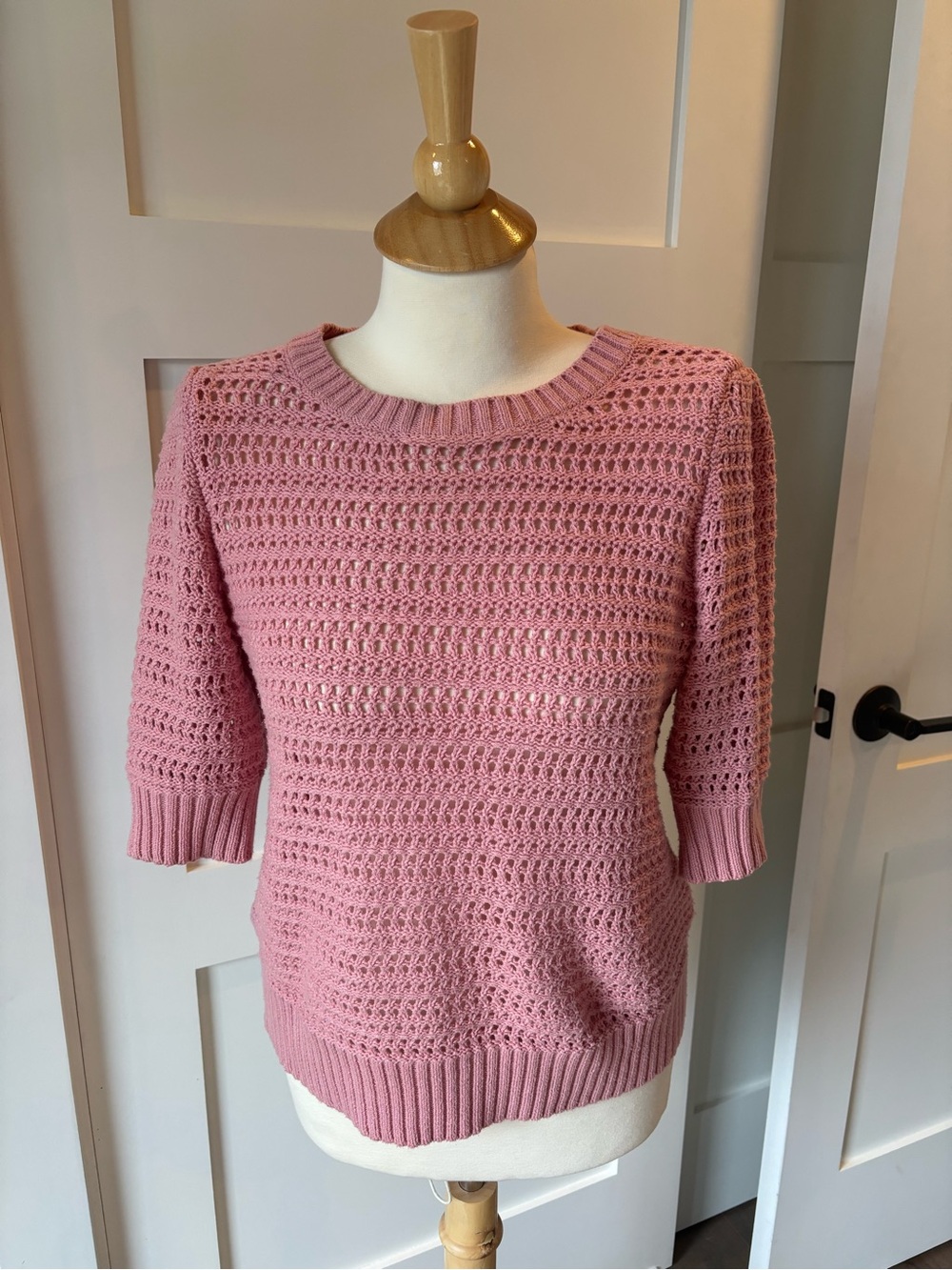 Pink Open-Knit Short Sleeve Women’s Sweater, Small.